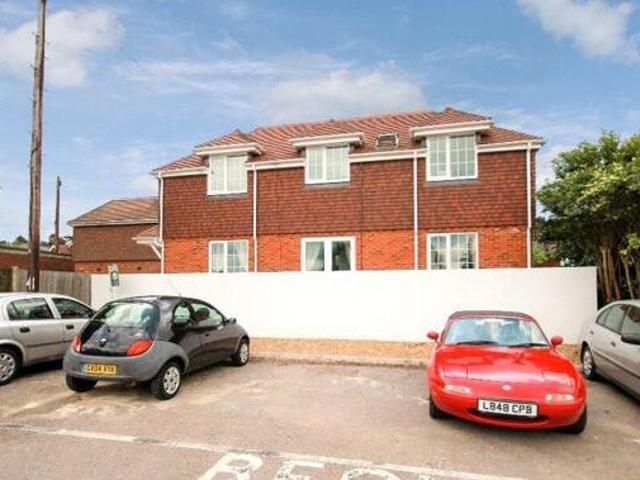 House for rent in Surrey