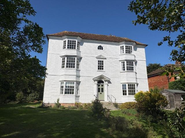 Apartment for rent in Tenterden, Ashford