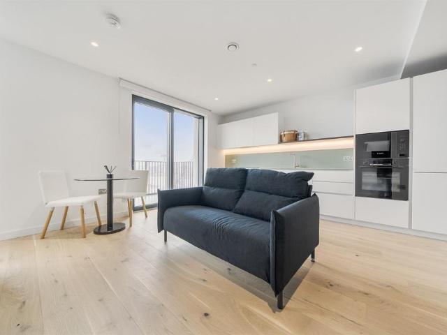 Apartment for rent in Greenwich Peninsula, Greater London
