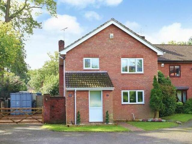 House for sale in Barton Stacey, Hampshire