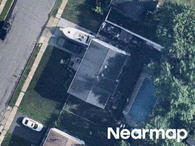 House for sale in Avenel, New Jersey