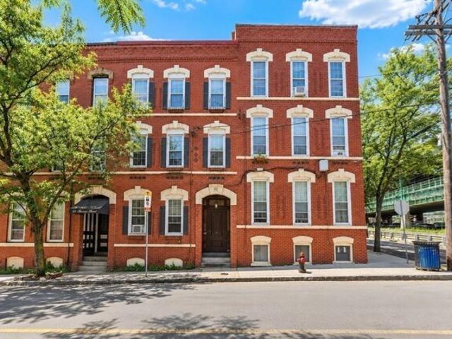 Condo for sale in Chelsea, Massachusetts