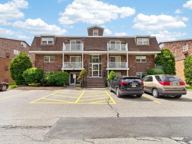 Condo for sale in Lawrence, Massachusetts