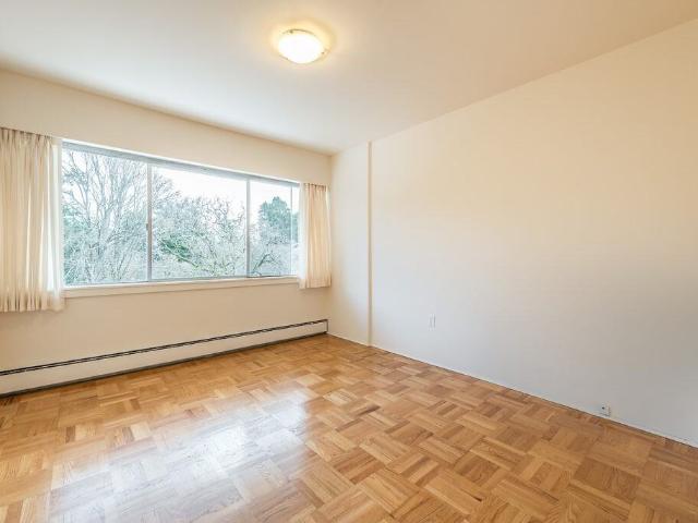 Apartment for rent in James Bay, Victoria