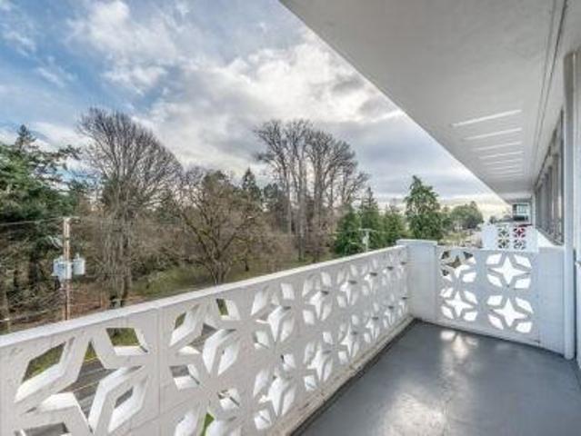 Apartment for rent in James Bay, Victoria