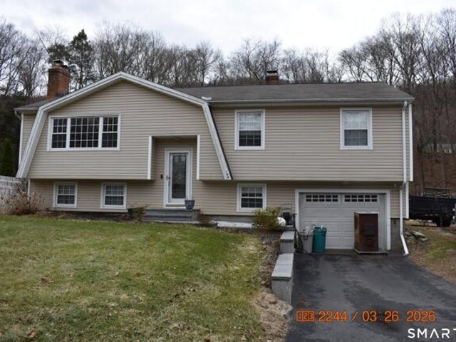 House for sale in Naugatuck, Connecticut