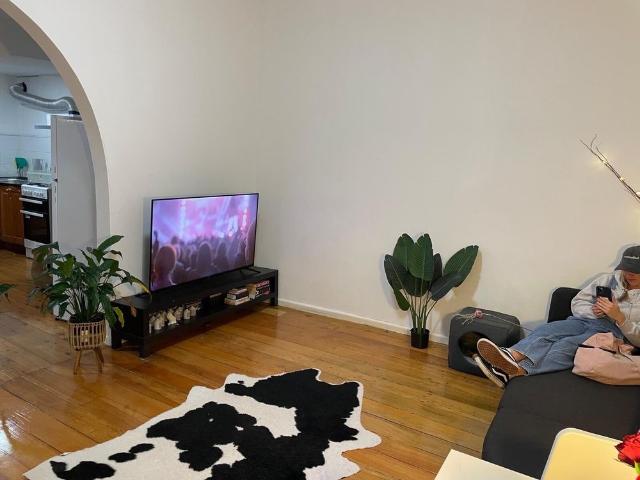 Room for rent in Beaconsfield, Sydney
