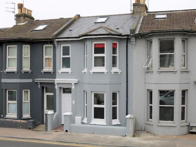 Room for rent in Round Hill, Brighton & Hove