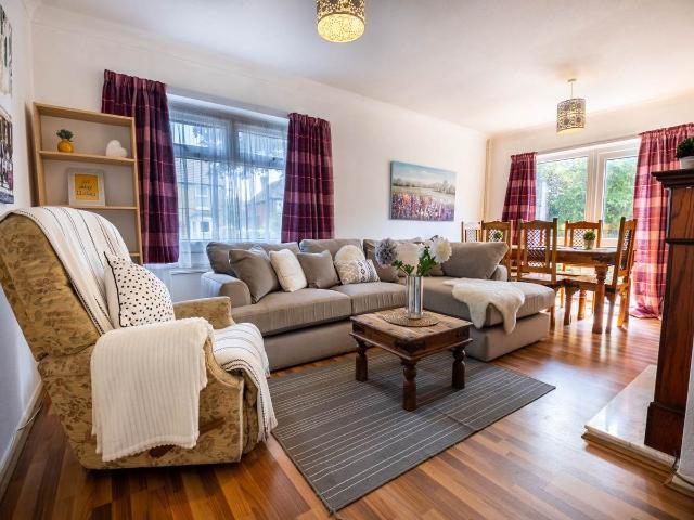 Room for rent in St. Mildred's, The Bridge