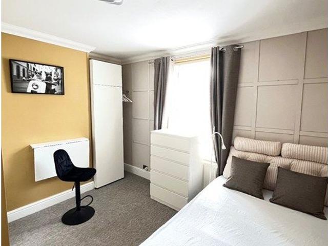 Room for rent in Upper Parkstone, Isle Of Man