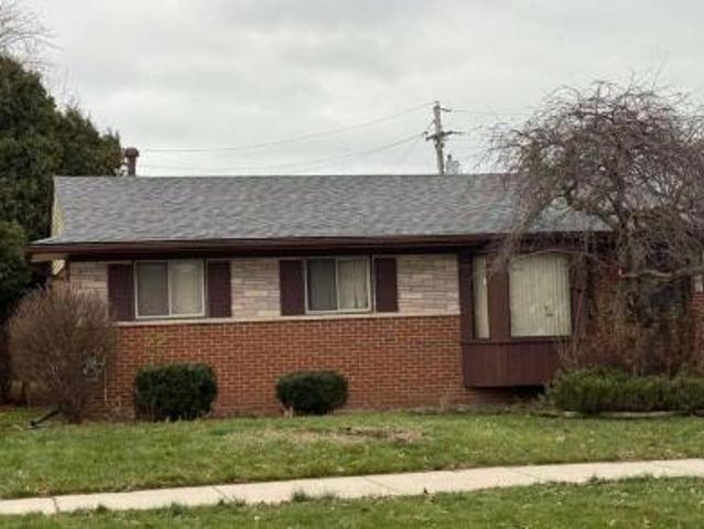 House for sale in Clinton Township