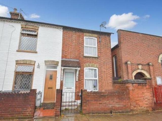 House for sale in Bedford