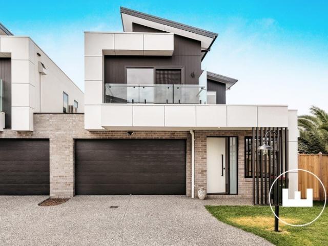 Townhouse for rent in Camerons Creek, Victoria