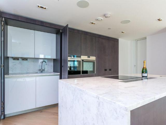 Apartment for rent in Hammersmith, Greater London