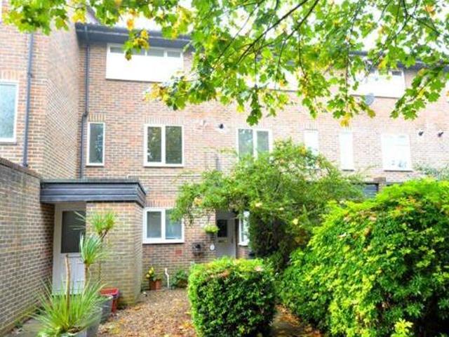 House for sale in London Borough of Hounslow, Feltham