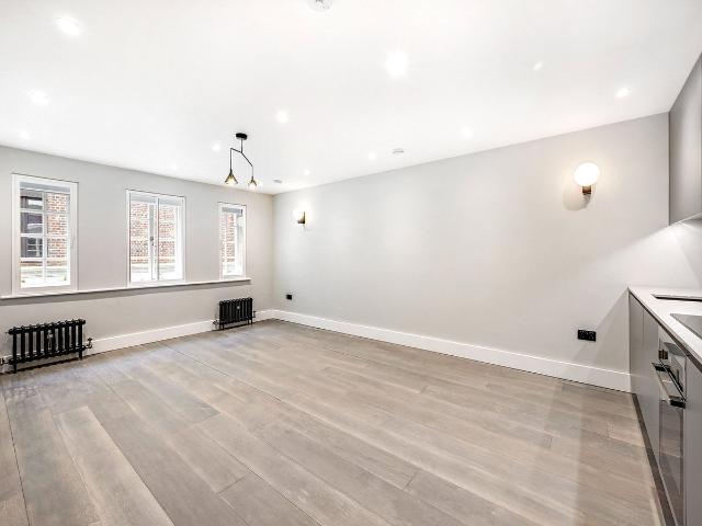 Studio for rent in Soho, Greater London