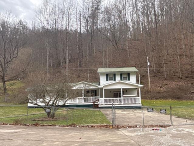 House for sale in Leslie, Kentucky