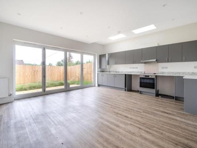 Apartment for rent in Black Bourton, Oxfordshire