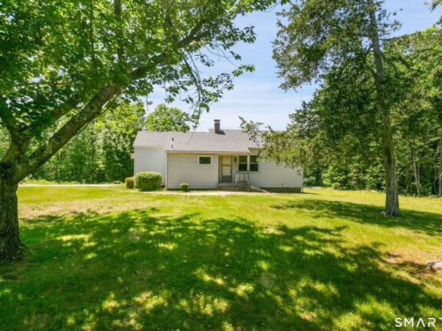 House for sale in New Fairfield, Connecticut