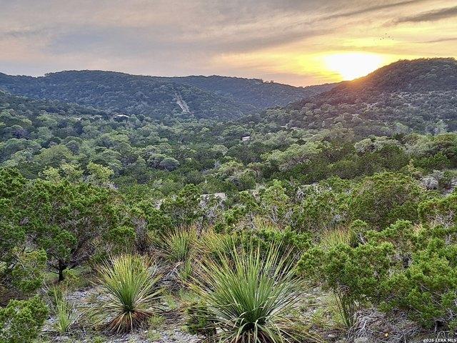 Land for sale in Pipe Creek, Texas