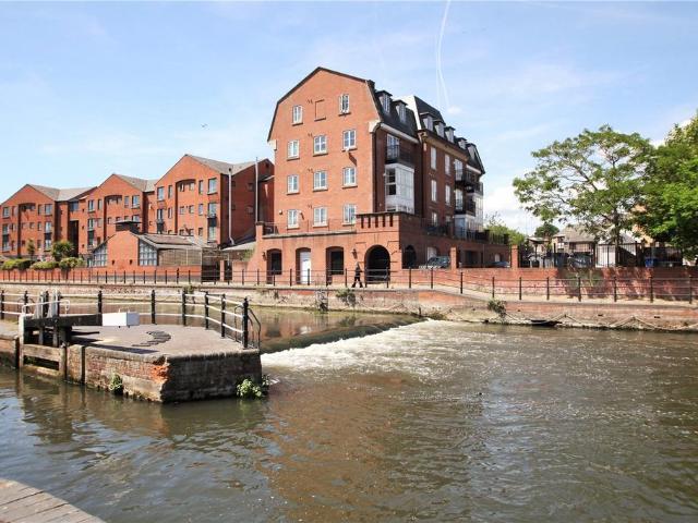 Apartment for rent in Reading