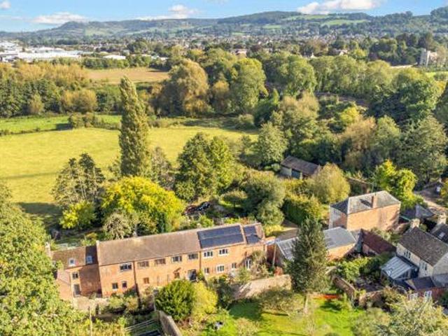 House for sale in Stonehouse, School House