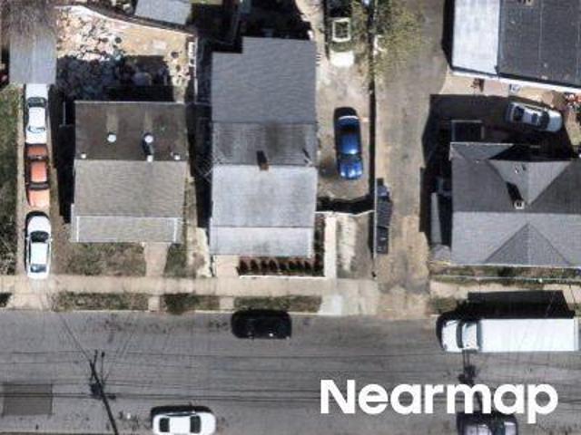 House for sale in Bridgeport