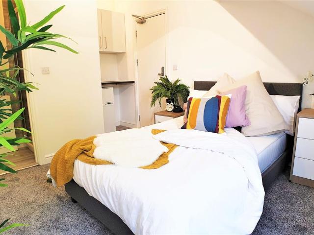 Room for rent in West Midlands