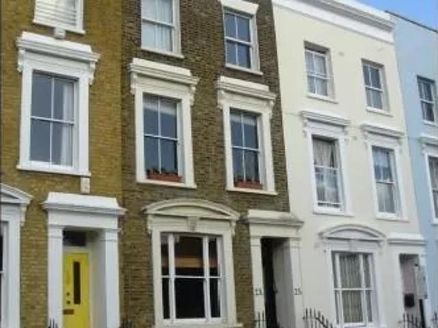 Apartment for rent in Highbury, Greater London