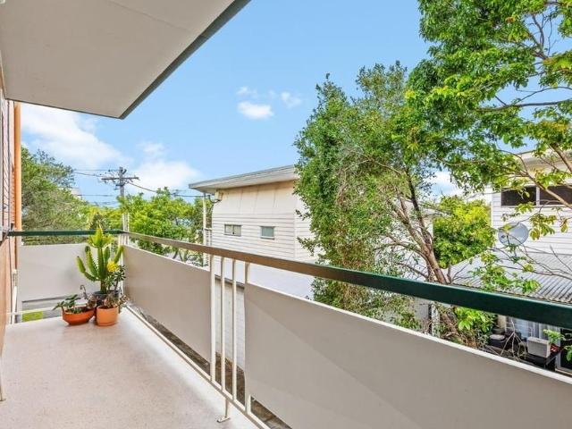 Apartment for rent in Toombul, Queensland