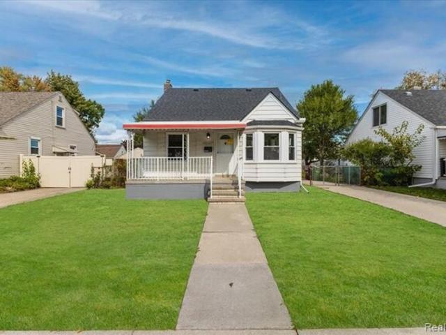 House for sale in Allen Park, Michigan