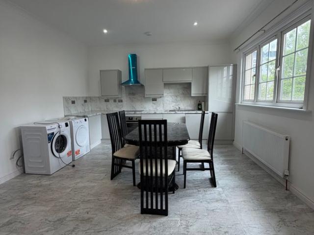 Apartment for rent in London Borough of Croydon, Norbury