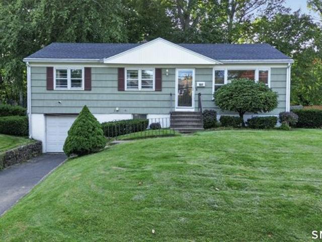 House for sale in West Shore, West Haven