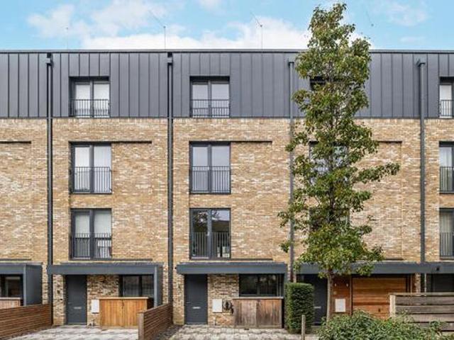 House for sale in City of London, Greater London