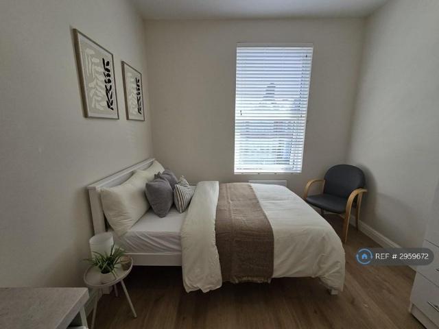 House for rent in Stroud Green, Greater London