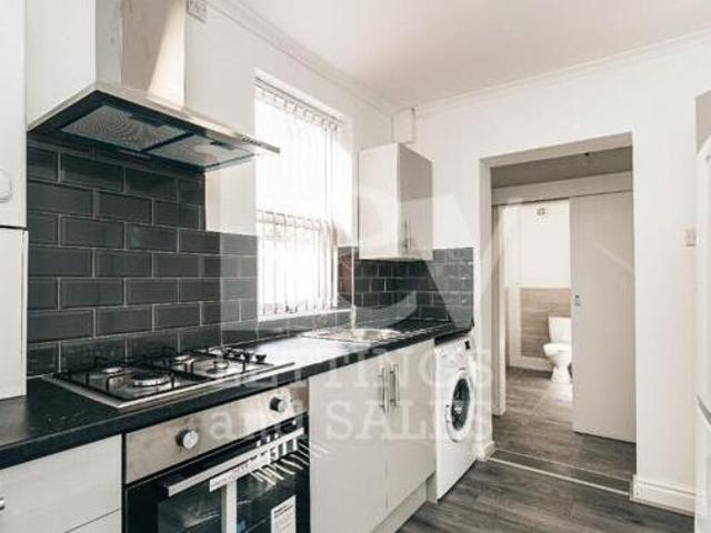 House for sale in Calderstones