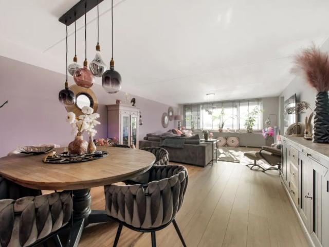 Appartement te huur in Haarlemmerliede, Noord Holland