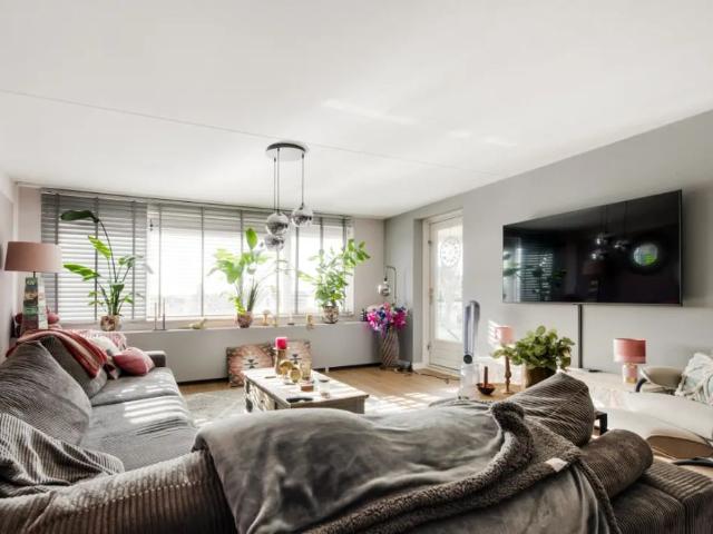 Appartement te huur in Haarlemmerliede, Noord Holland