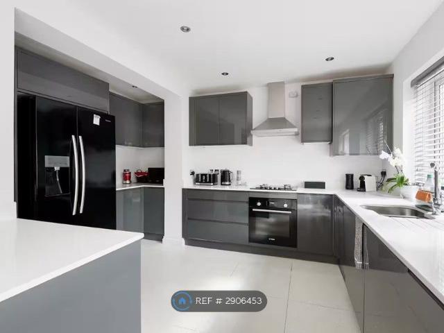 House for rent in Little Stanmore, Greater London