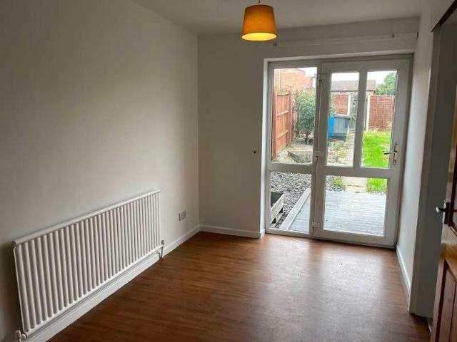 House for rent in Caldermill, East Midlands