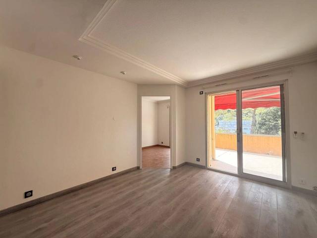 Appartement location à Les Paramideaux, Le Cannet