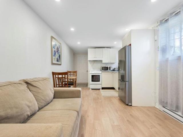 Apartment for rent in St. Leonard's, Quebec