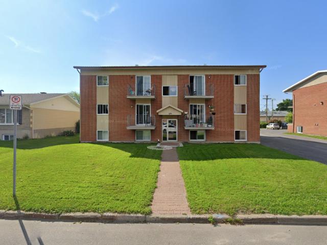 Apartment for rent in La Haute-Saint-Charles, Québec
