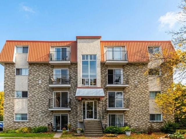 Apartment for rent in Ascot, Sherbrooke