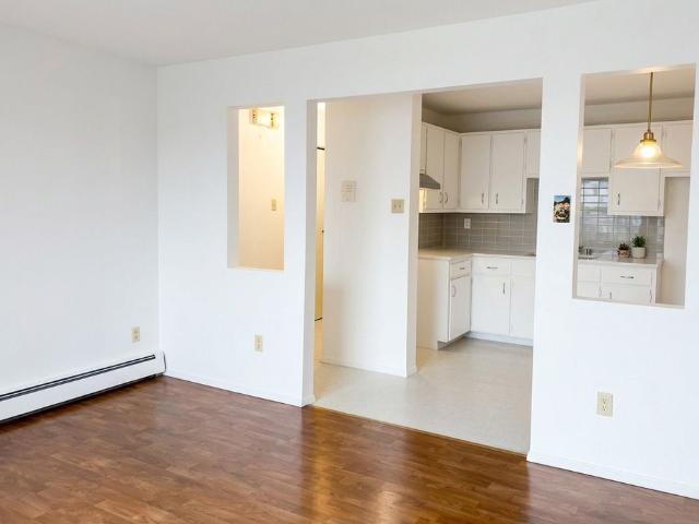 Apartment for rent in Sainte-anne-de-bellevue, Quebec