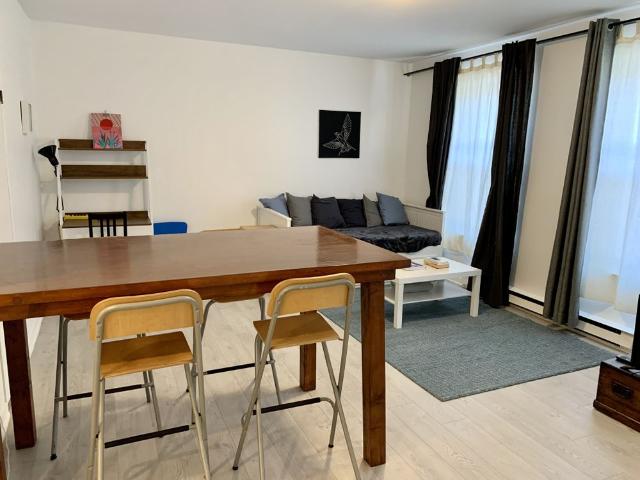 Apartment for rent in St. Leonard's, Quebec