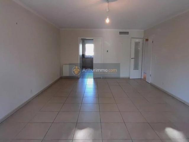 Appartement location à Arrondissement de Draguignan, Fréjus