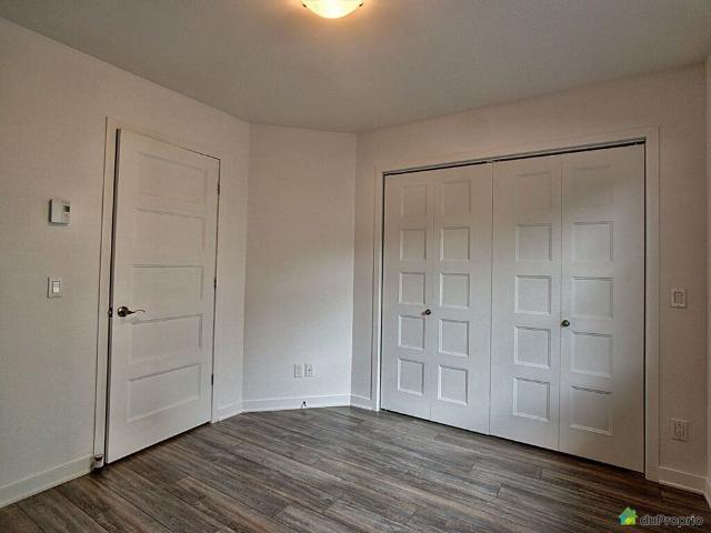Apartment for rent in Sainte-Agathe-des-Monts, Laurentides