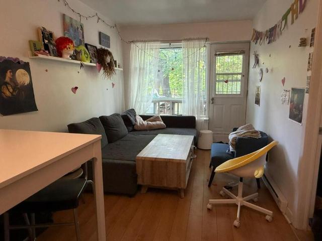 Apartment for rent in St. Leonard's, Quebec