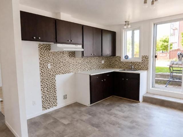 Apartment for rent in Mauricie, Quebec